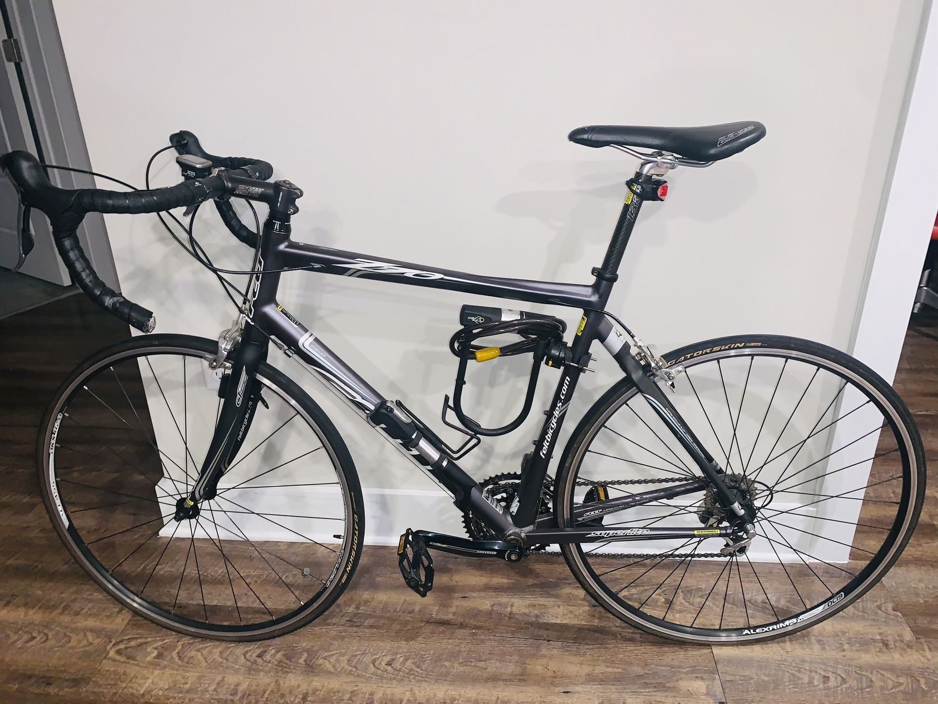 72cm Road Bike- Great Condition