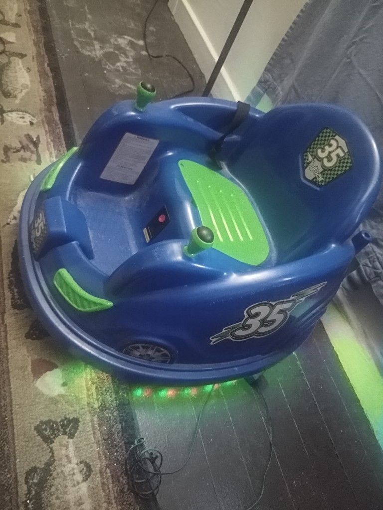 "Flybar" Kids Bumper Car Toy