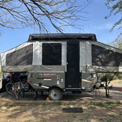 Pop Up Camper