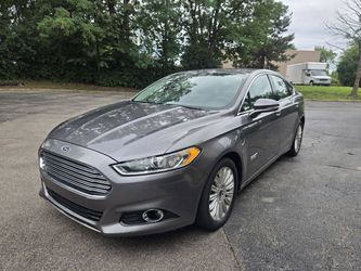 Ford Fusion Titanium Hybrid