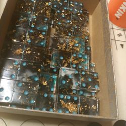 Customized Dominoes Set