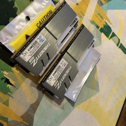 G.Skill Trident Z RGB 64 GB (2 x 32 GB) DDR4-3600 CL18 Memory