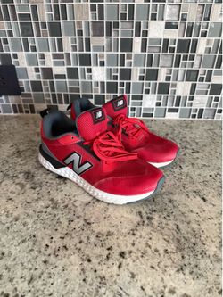 New Balance Fresh Foam 515 Sport V2 Athletic Shoes- Size 4 Youth