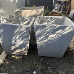 3 Fiore Malibu Pots Planters