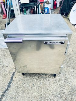 Beverage air UCR27 1 door under counter cooler