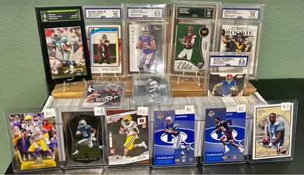 NFL Card Lot Over 800 cards from Vintage to Modern Rookies -Graded Slabs