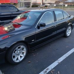 2002 BMW 525i