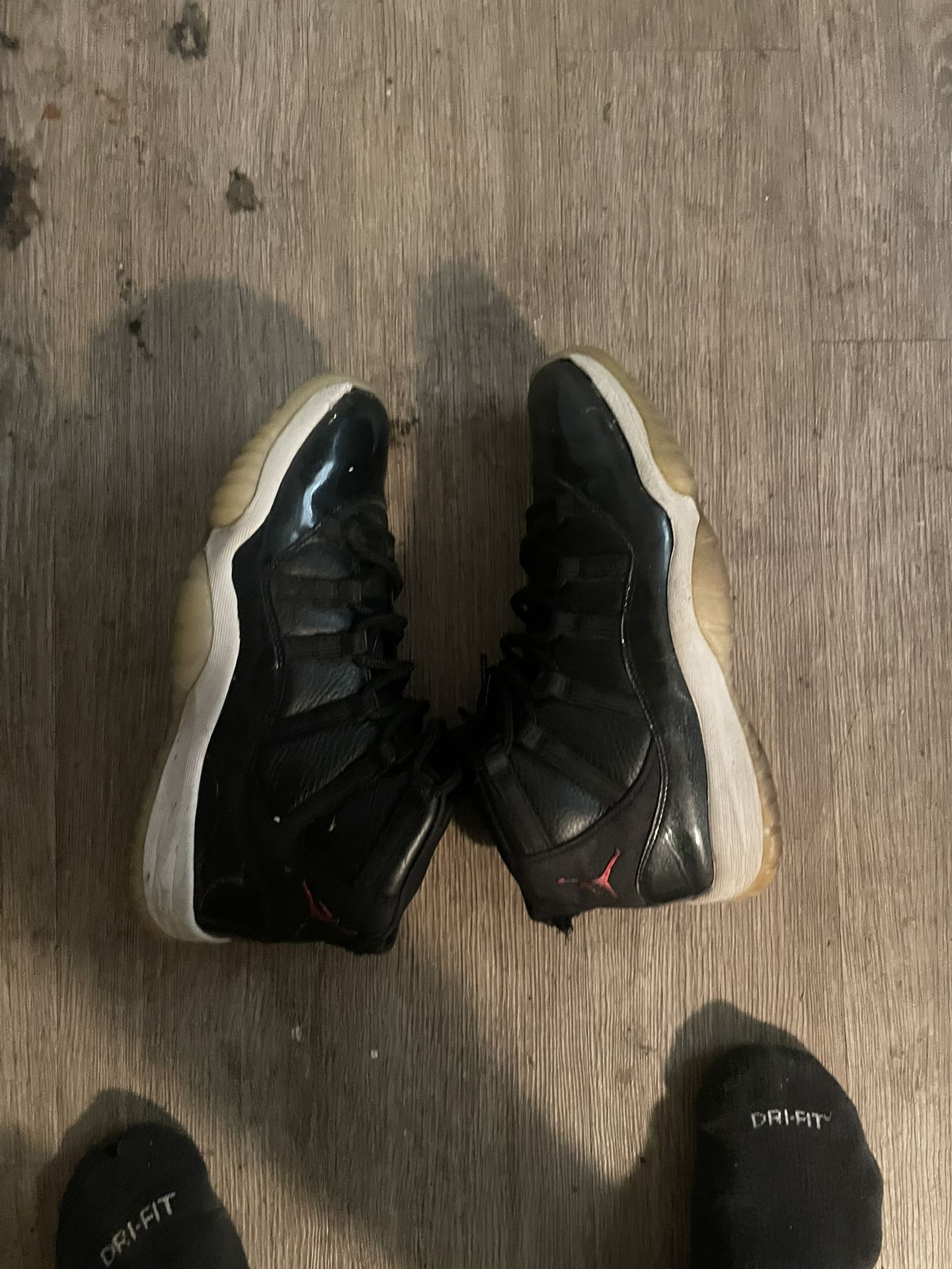 Jordan 11: 72-10