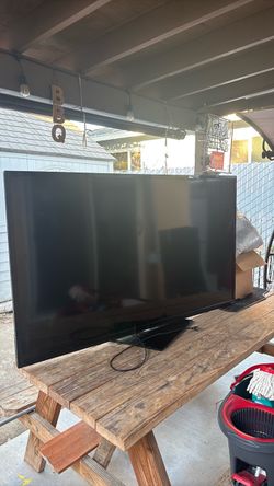65 inch Vizio Tv