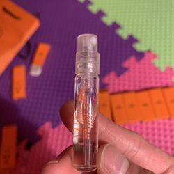 Hermes perfume (4ml each.6 of the perfume)