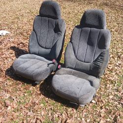 2001 S10 Seats