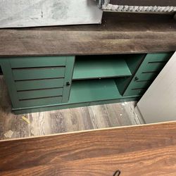 TV stand 