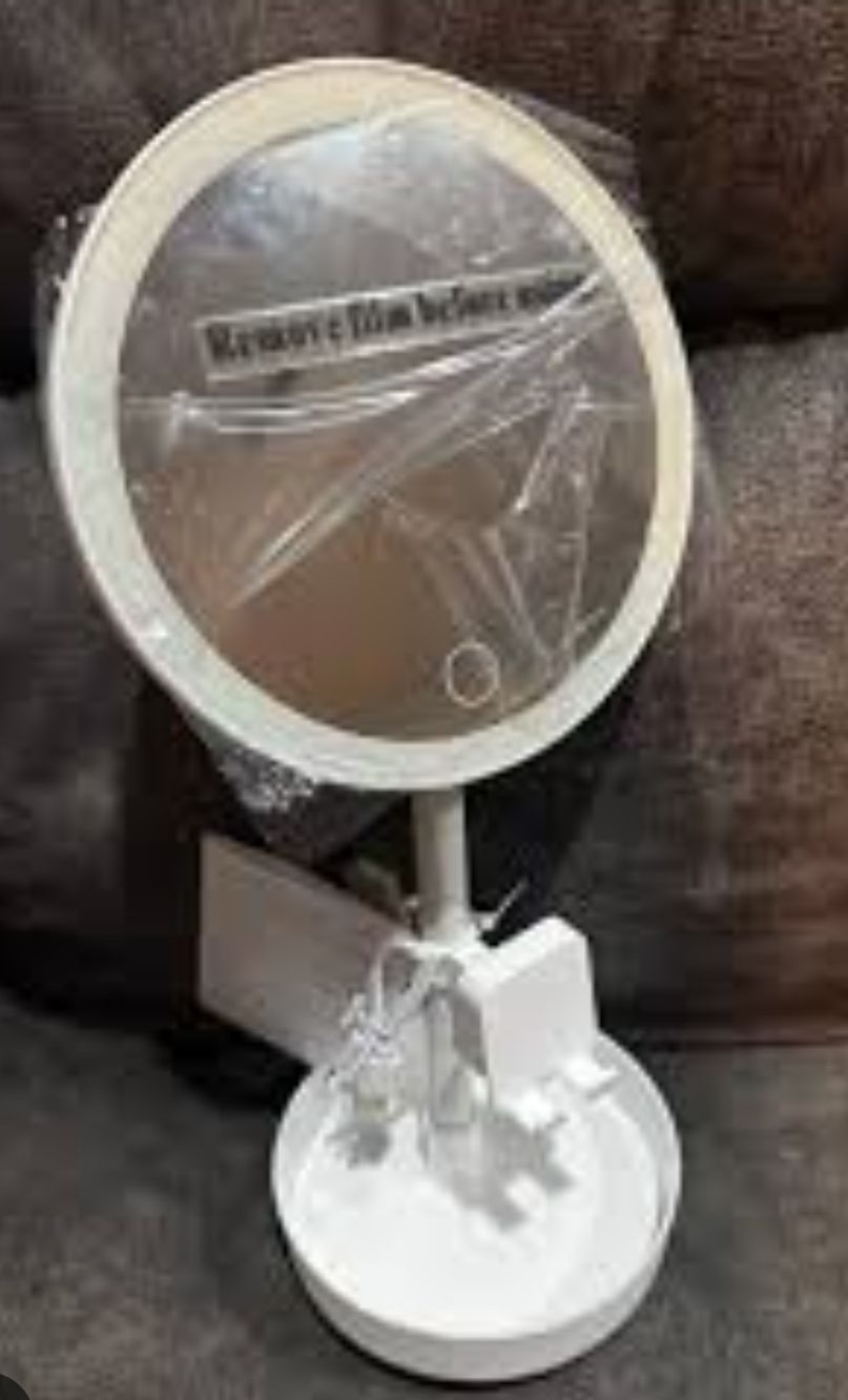 3 LED Mirror With Phone Holder