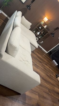 Sectional couch