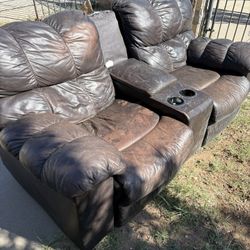 Sectional / Recliners 