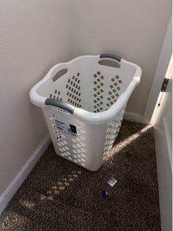 Laundry basket