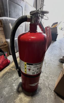 20 lb Commercial/Industrial Grade Fire Extinguisher