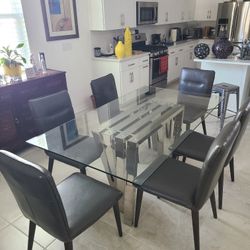 Beautiful Metal And Glass Table  With 6 Chairs 