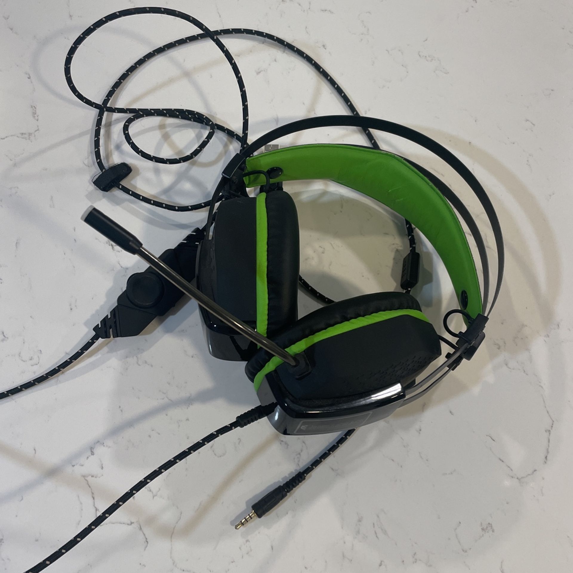 HellCrack V10 Wired Gaming Headset