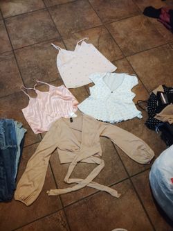 Cute crop tops **SALE**