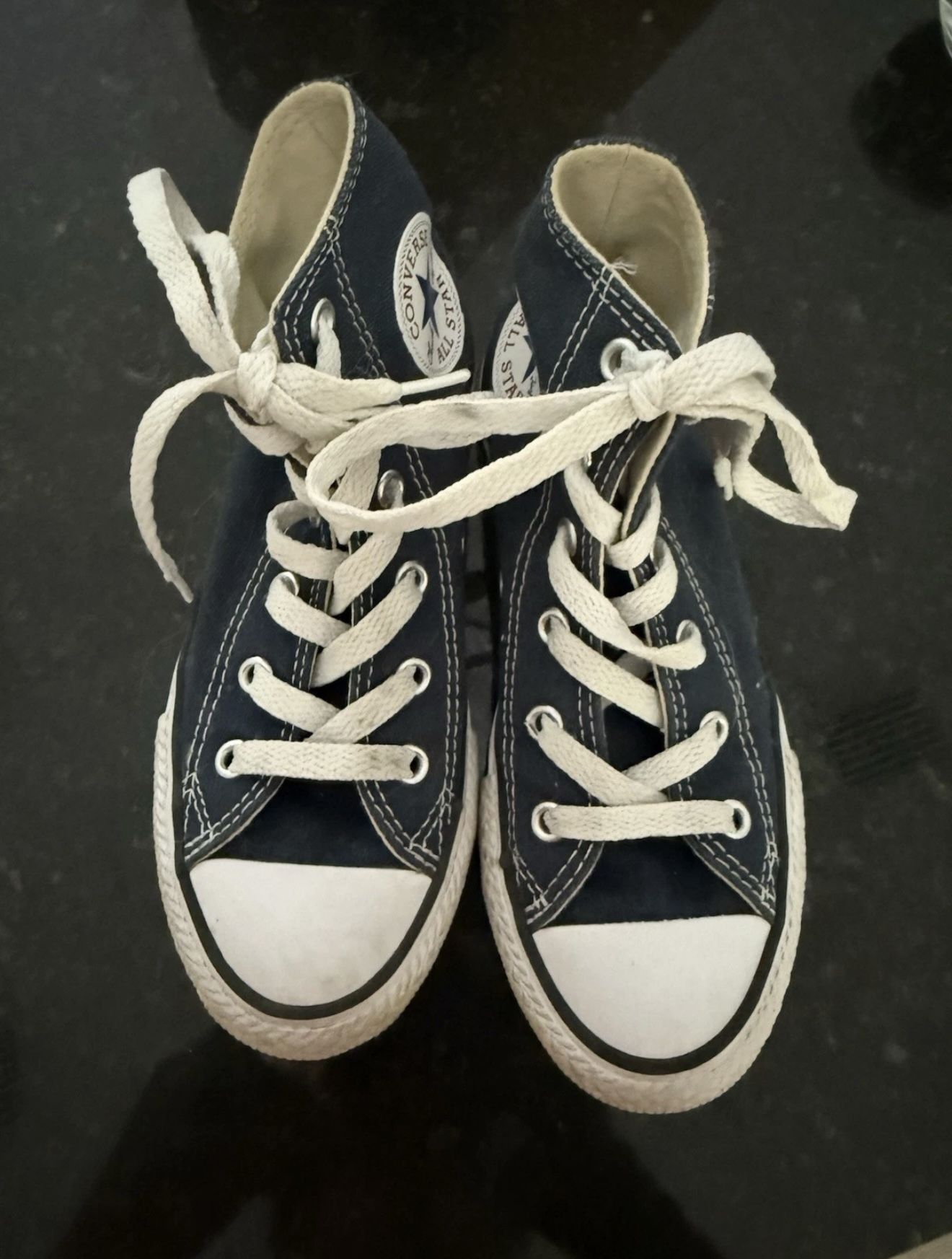 Converse Chuck Taylor High Tops, Youth Size 12.5 (Navy Blue)