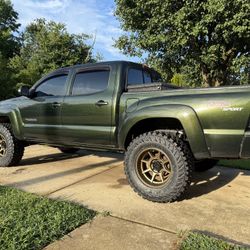 Craftsman Mid-size Truck Toolbox