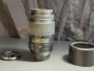 Nikon AF-S DX NIKKOR 55-300mm f/4.5-5.6G ED VR Lens