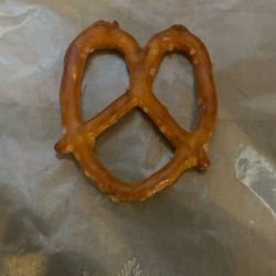 A ❤️ SHAPED PRETZEL 🥨 