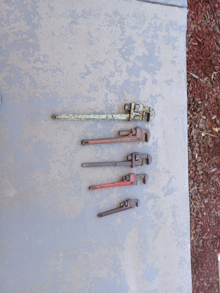 Pipe Wrenches