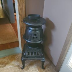 Atlanta  Stove Works #60 Pot Belly Stove 