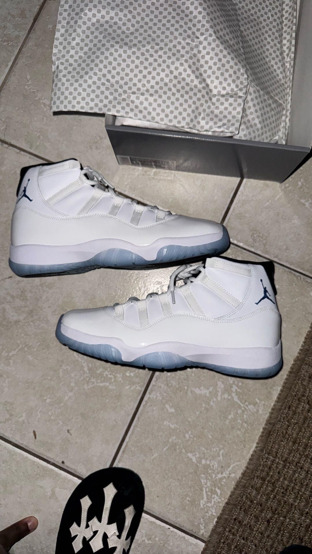 Retro Air Jordan 11’s Legend Blues