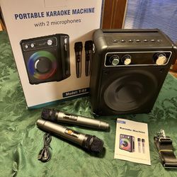 Wireless karaoke machine