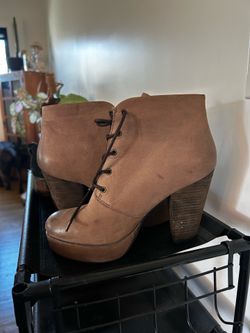 Steve Madden boots