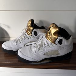 Nike Air Jordans Olympic Retro 5 Boys Size 6