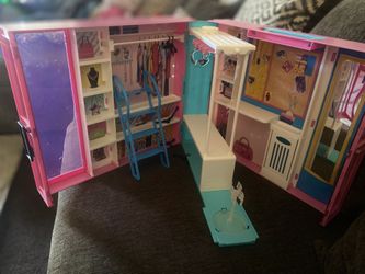 Barbie Closet