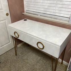 Bedroom Desk