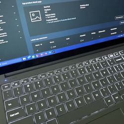 Samsung Galaxy Book Ion 15.6" (256GB i7-10510U 1.8GHz 8GB) Laptop Slightly Used~