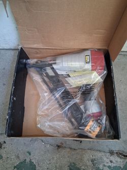 Central Pneumatic Air Finish Nailer "It's Available"