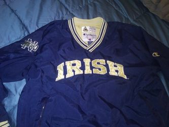 Champion Notre Dame "Fighting Irish" Pullover, Size Large