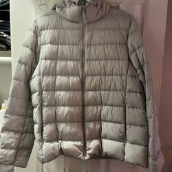 Women’s Ultra Light Weight Puffer Jacket Size XL