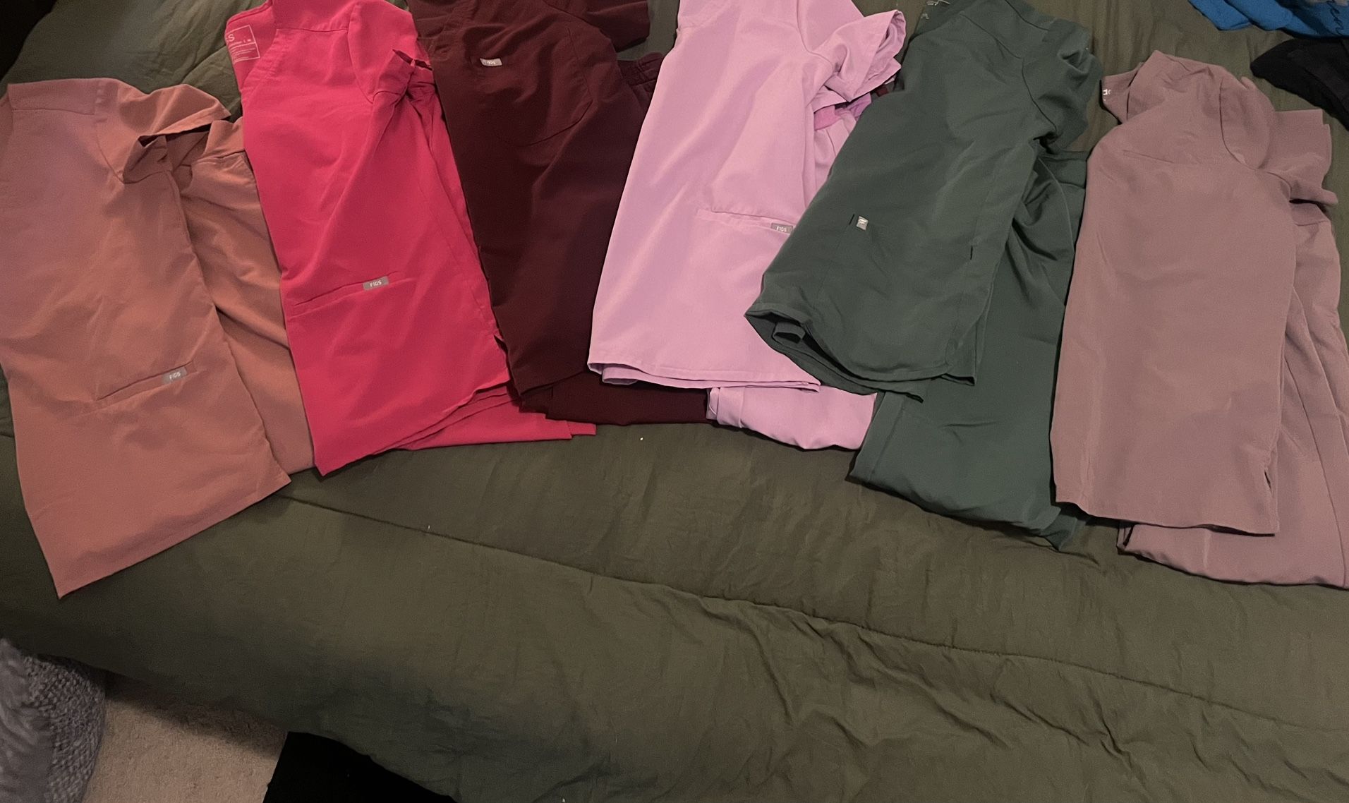Women’s Scrubs
