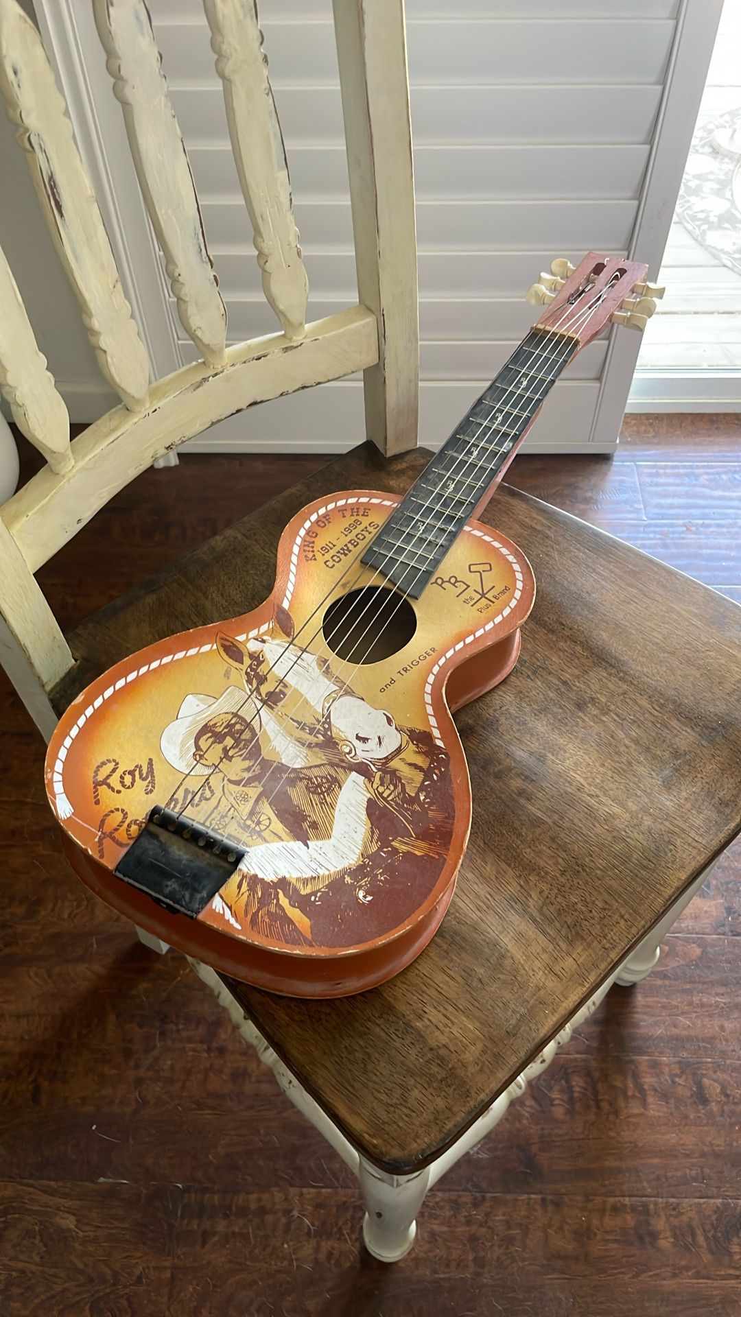 Roy Rogers collectible guitar Limited edition