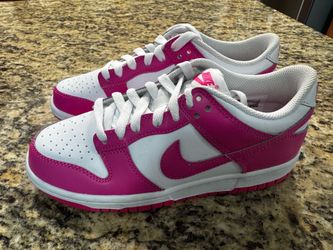Nike Dunk Low GS Laser Fuchsia Pink Size 5Y / Womens Size 6.5 FB9109-102 NEW