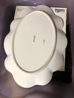 White Scalloped serving platter