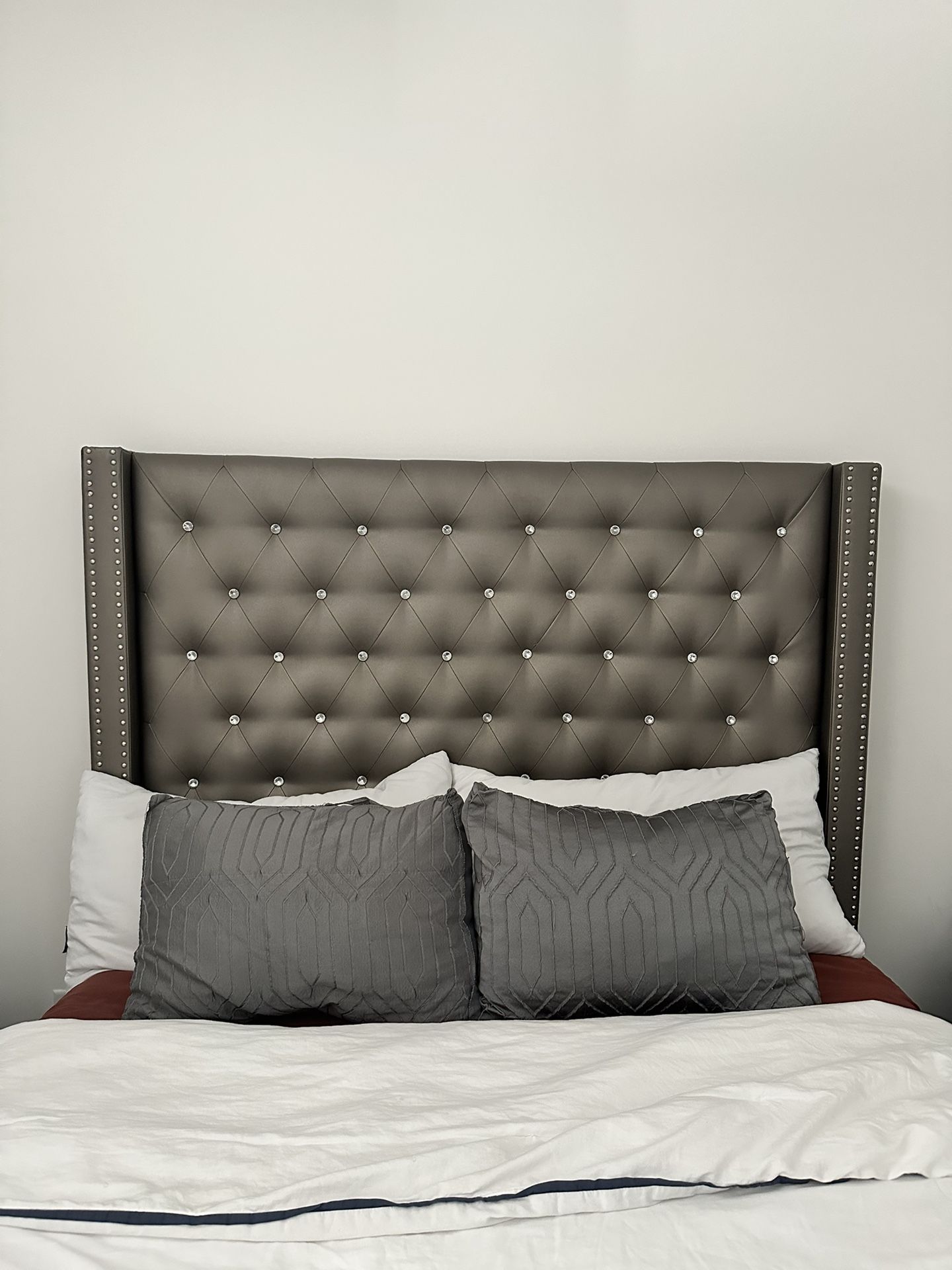 Queen sized Bed With Overhead Headboard