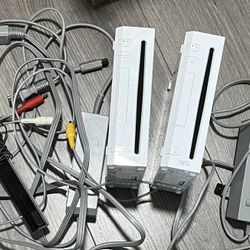(2) TESTED AND WORKING Nintendo Wii Console No Games READ DESCRIPTION