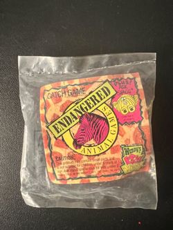 Vintage 1993 Wendy’s Kids’s Meal ENDANGERED SPECIES ANIMAL GAMES Bald Eagle