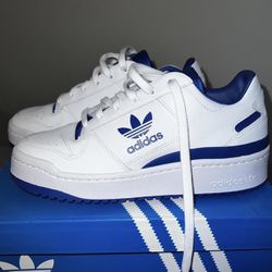 Woman’s Adidas Forum Bold white royal blue sneakers size 8