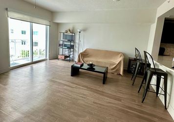 Moving sale ! Come and take everything for $200