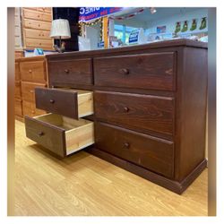 Dresser/ Six drawers dresser
